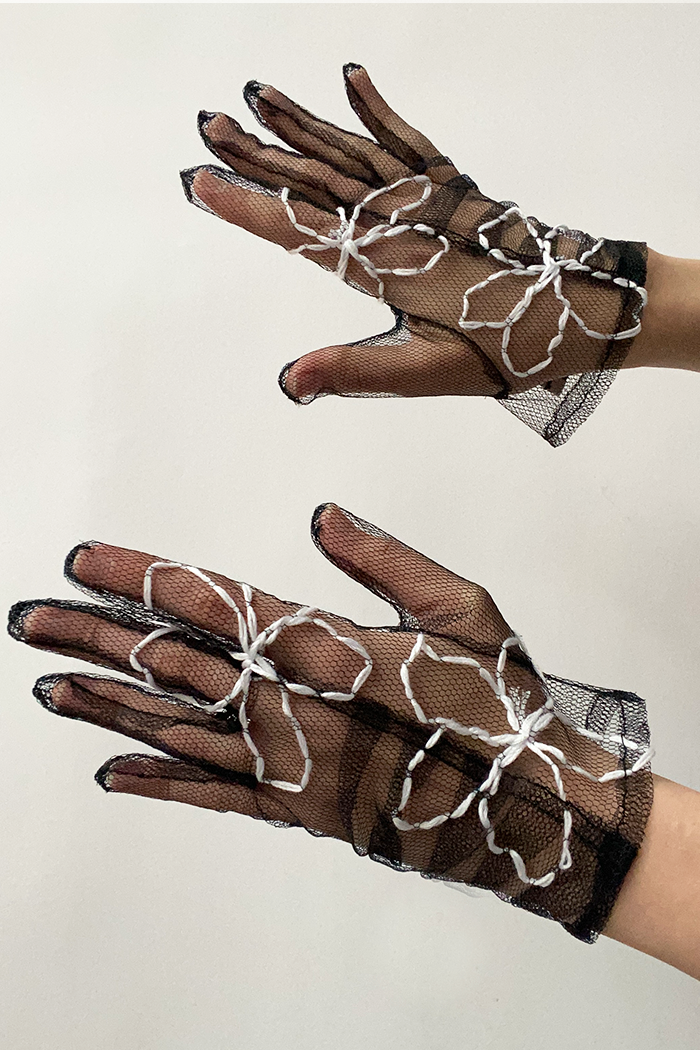 BLACK ETTAS with WHITE FLOWERS